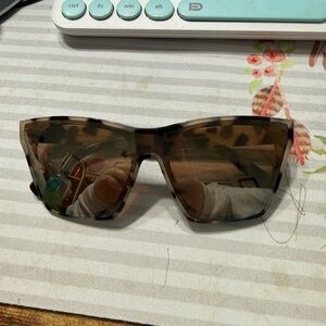 Vince Camuto Tortoiseshell Brown Oversized Shield Sunglasses